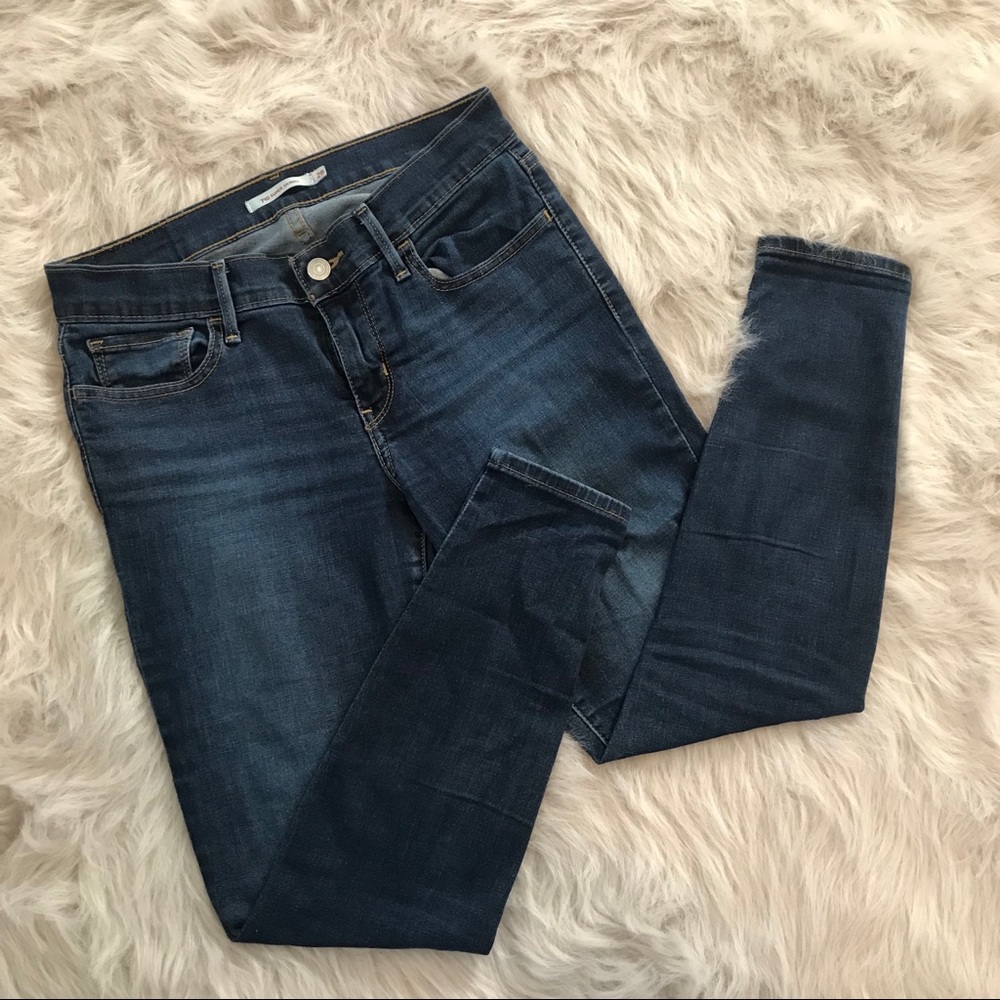 Levi's 710 Super Skinny Jeans